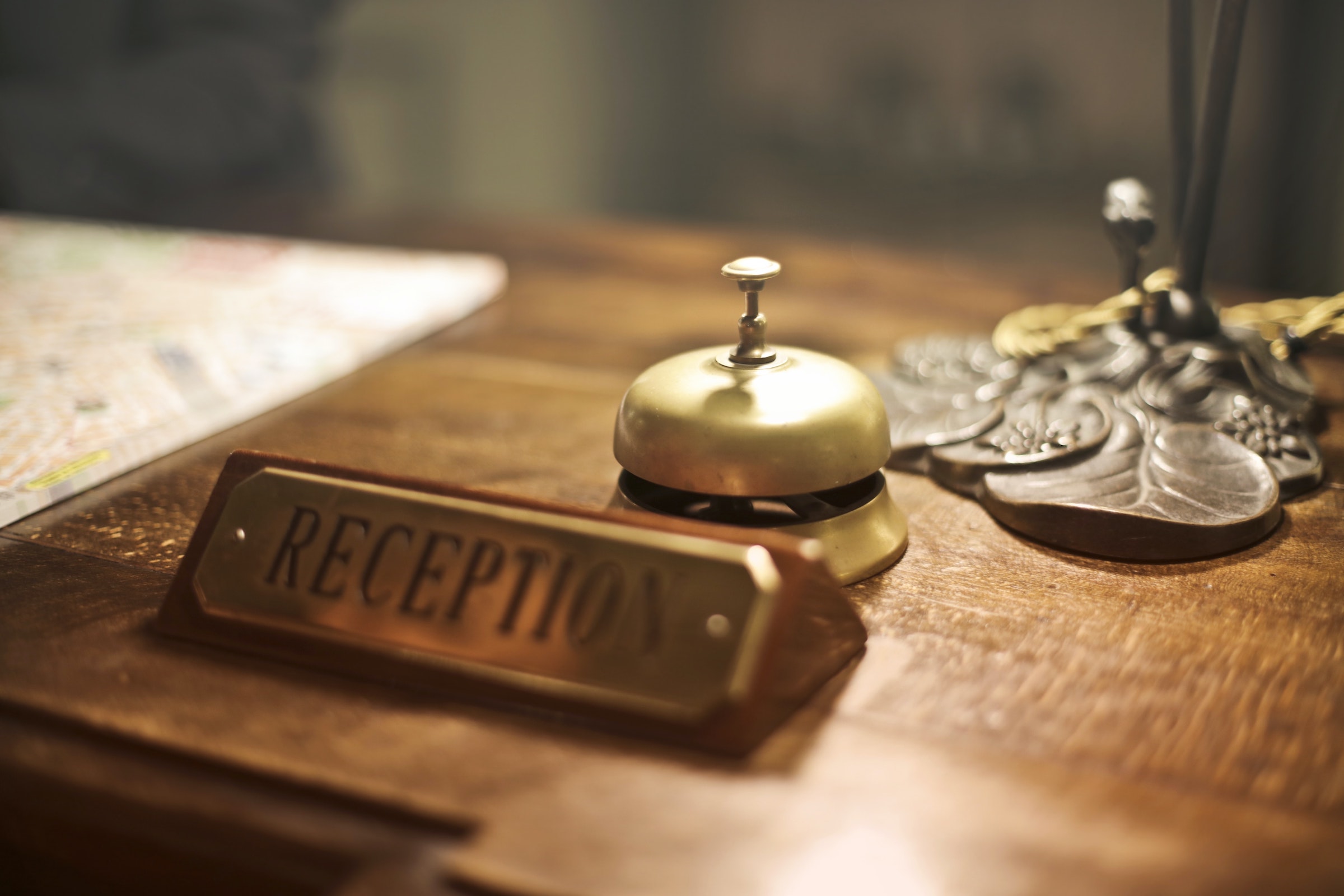 Reception desk - Photo by Andrea Piacquadio from Pexels