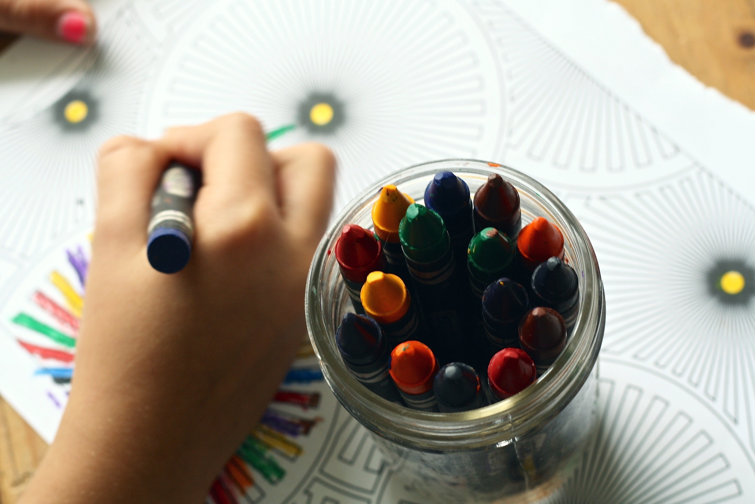 Crayons _ Photo by Pixabay - Pexels.com